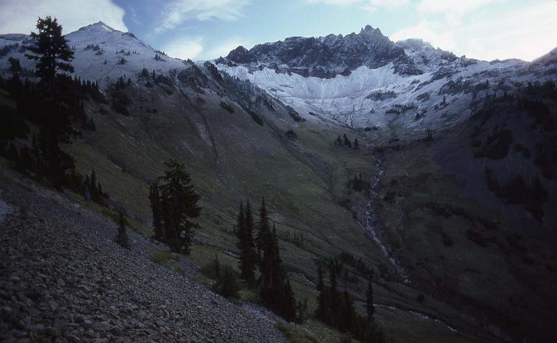 1986-074 Goats Rocks Oct-1986 1.jpg